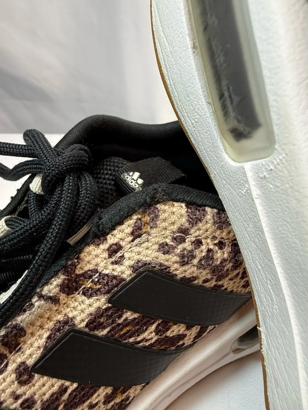 adidas Leopard Print Sneakers Kids Junior Size 2.5 Black, Brown & White G-VGUC